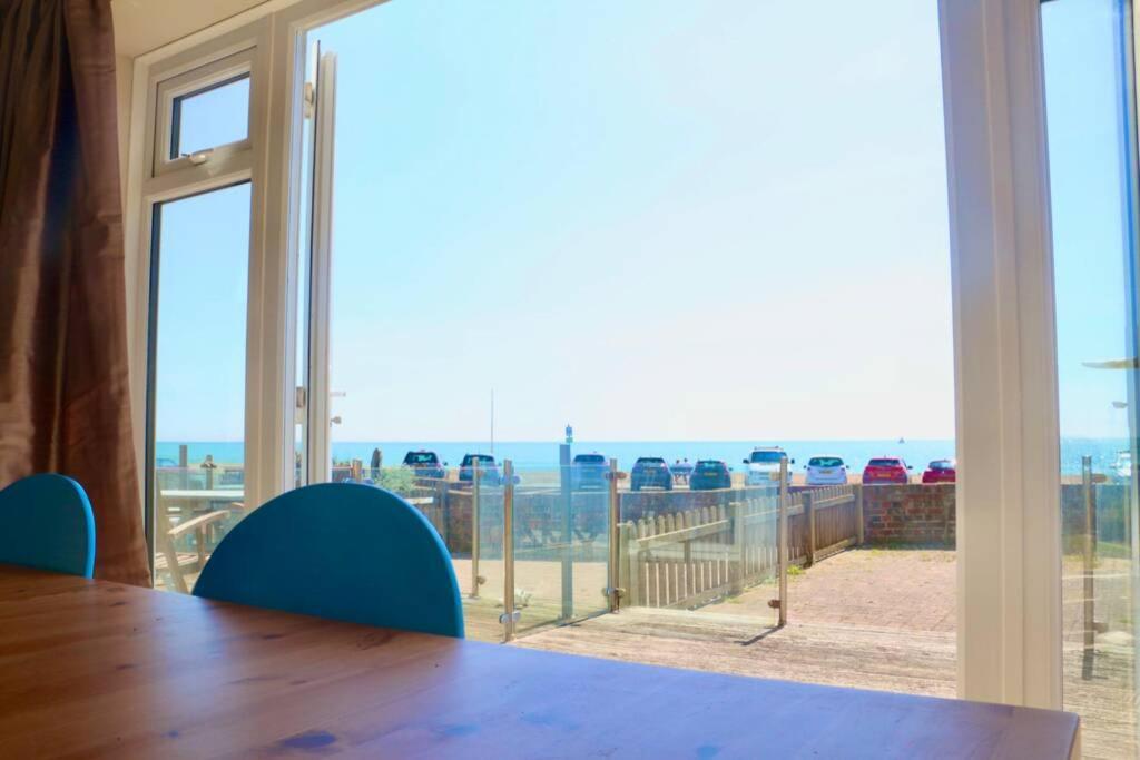 Seaview Beach House Stones Throws From The Sea By Air Premier Seaford Buitenkant foto